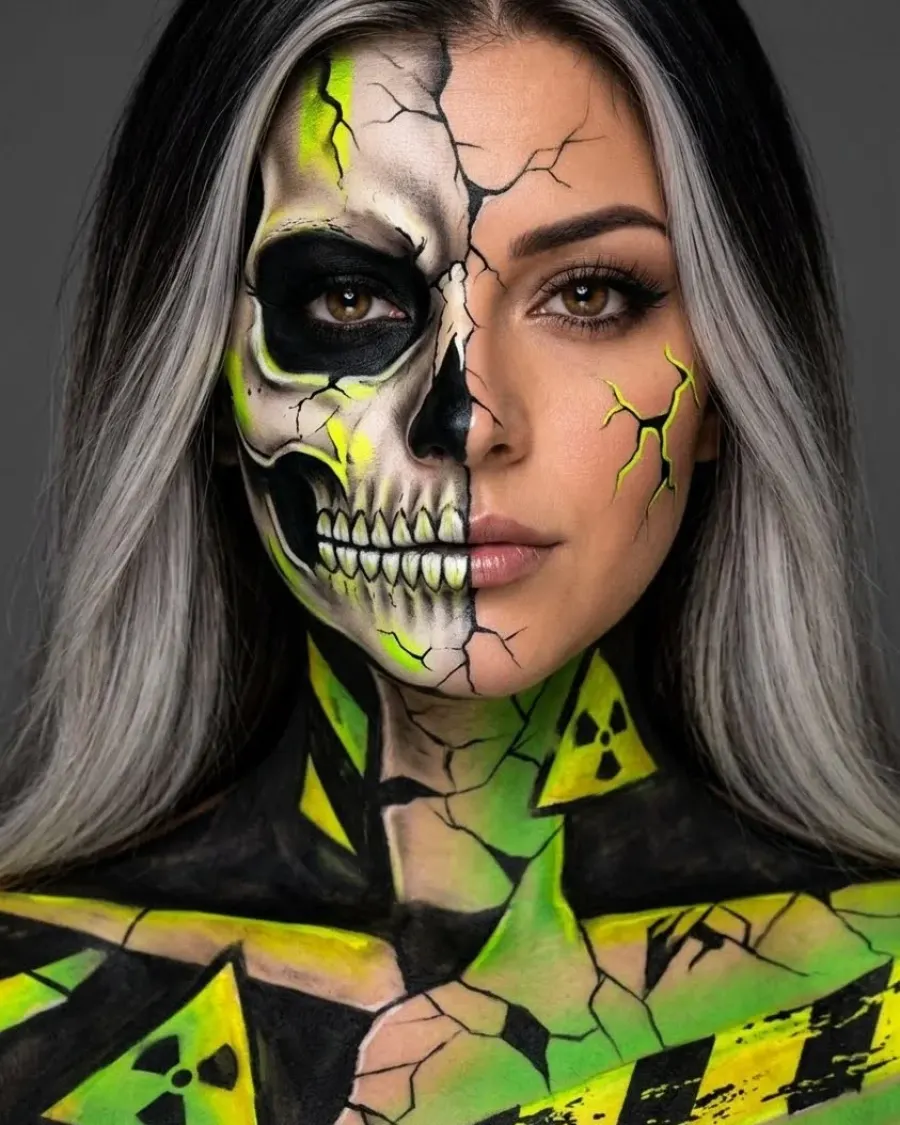 Neon Skull