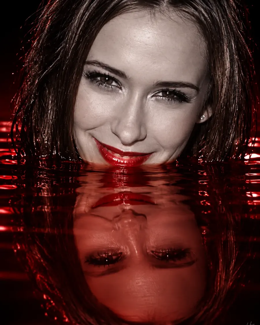 CRIMSON REFLECTION × WATERLINE BEAUTY × BLACK & WHITE